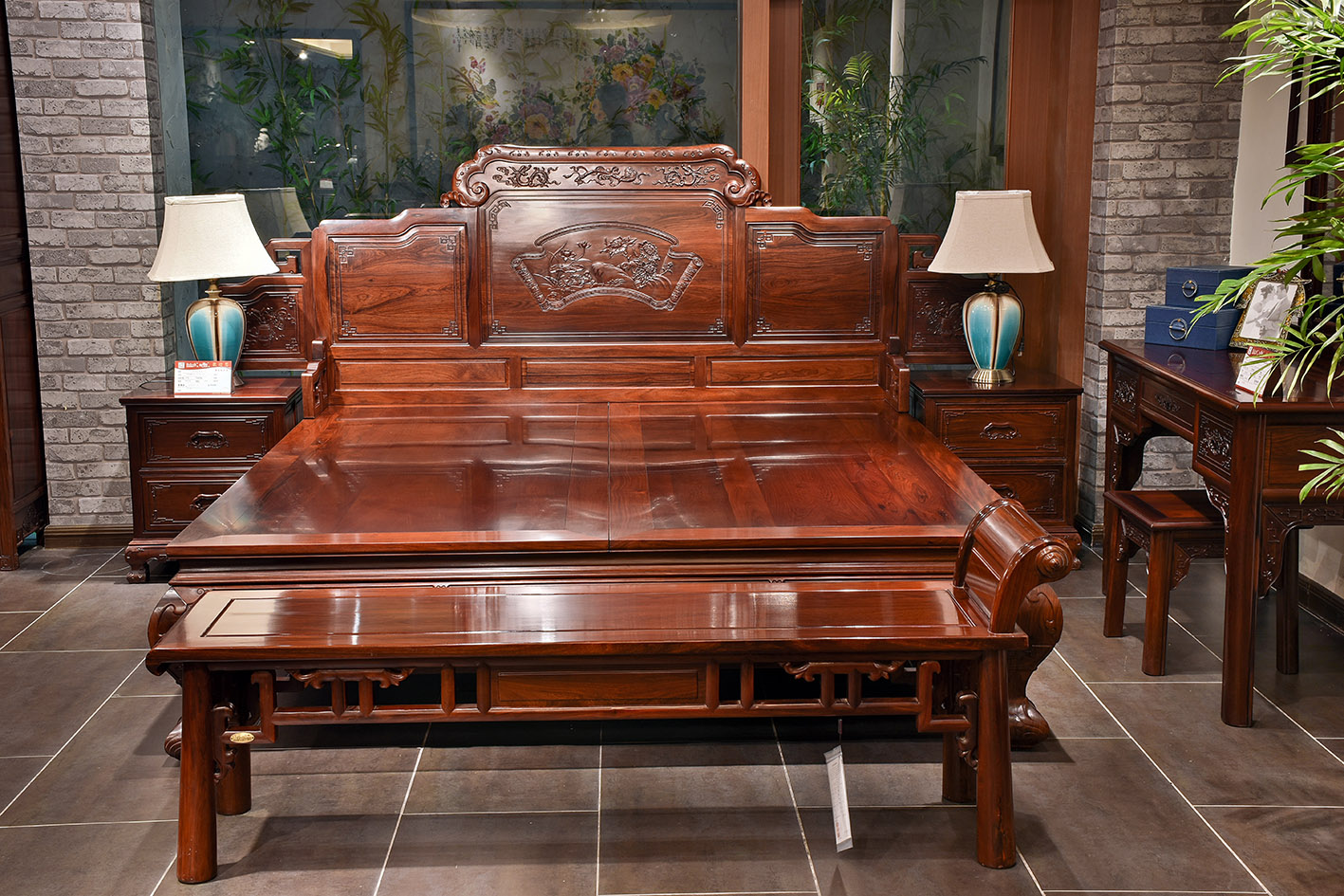 鸿运系列-鸿运大床